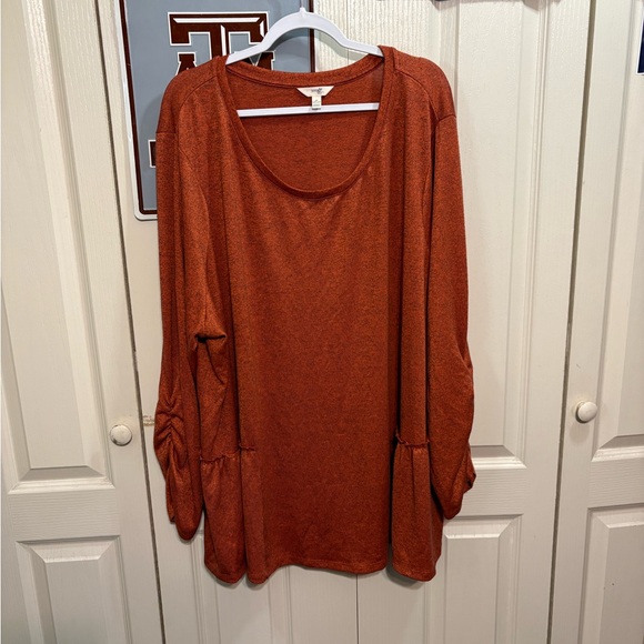 Terra & Sky Women's Rust Top - Picture 3 of 8